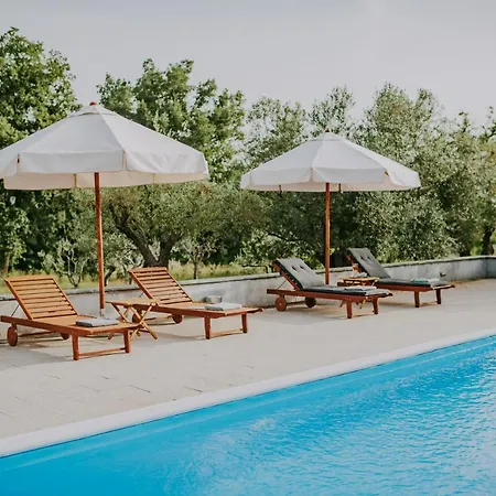 Villa Laurus *